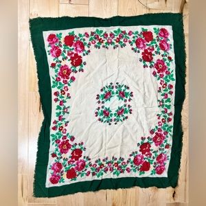 Vintage‎ Rose Scarf
